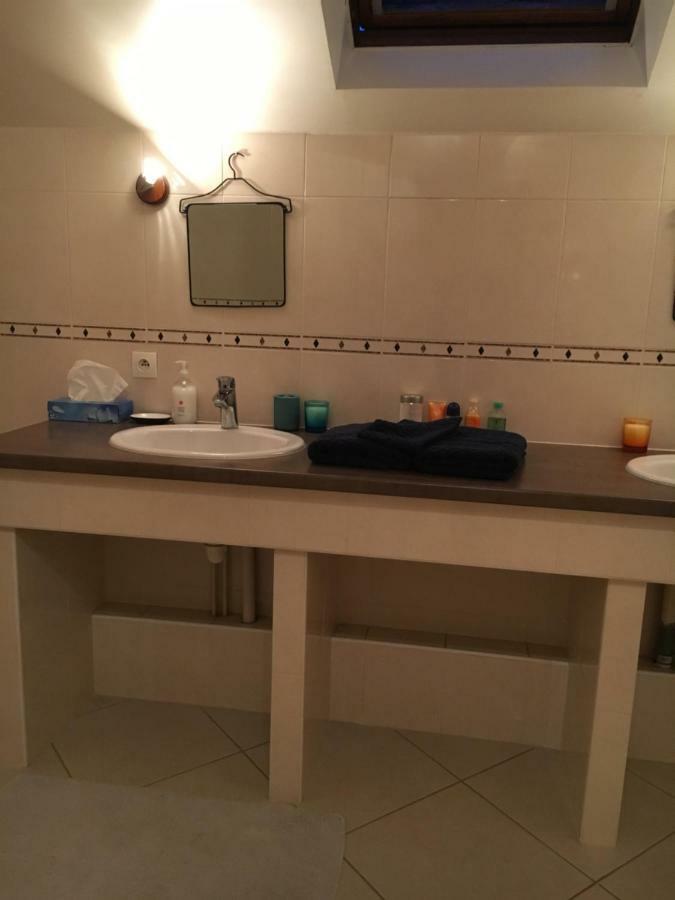 Appartement Independant Chez L'Habitant Bezons Ngoại thất bức ảnh